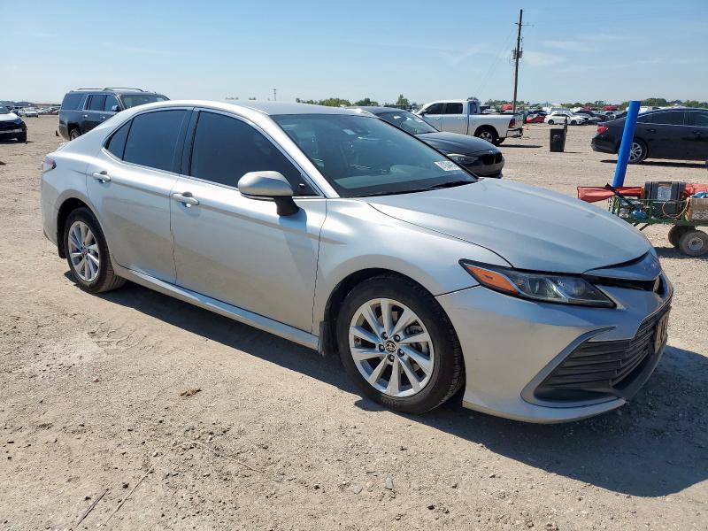2022 TOYOTA CAMRY LE 4T1R11AK0NU058731