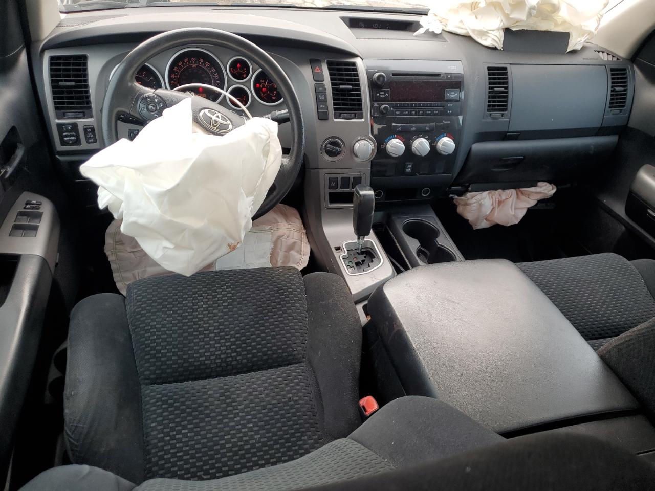 TOYOTA TUNDRA DOUBLE CAB SR5