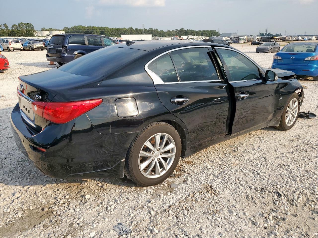 INFINITI Q50 BASE