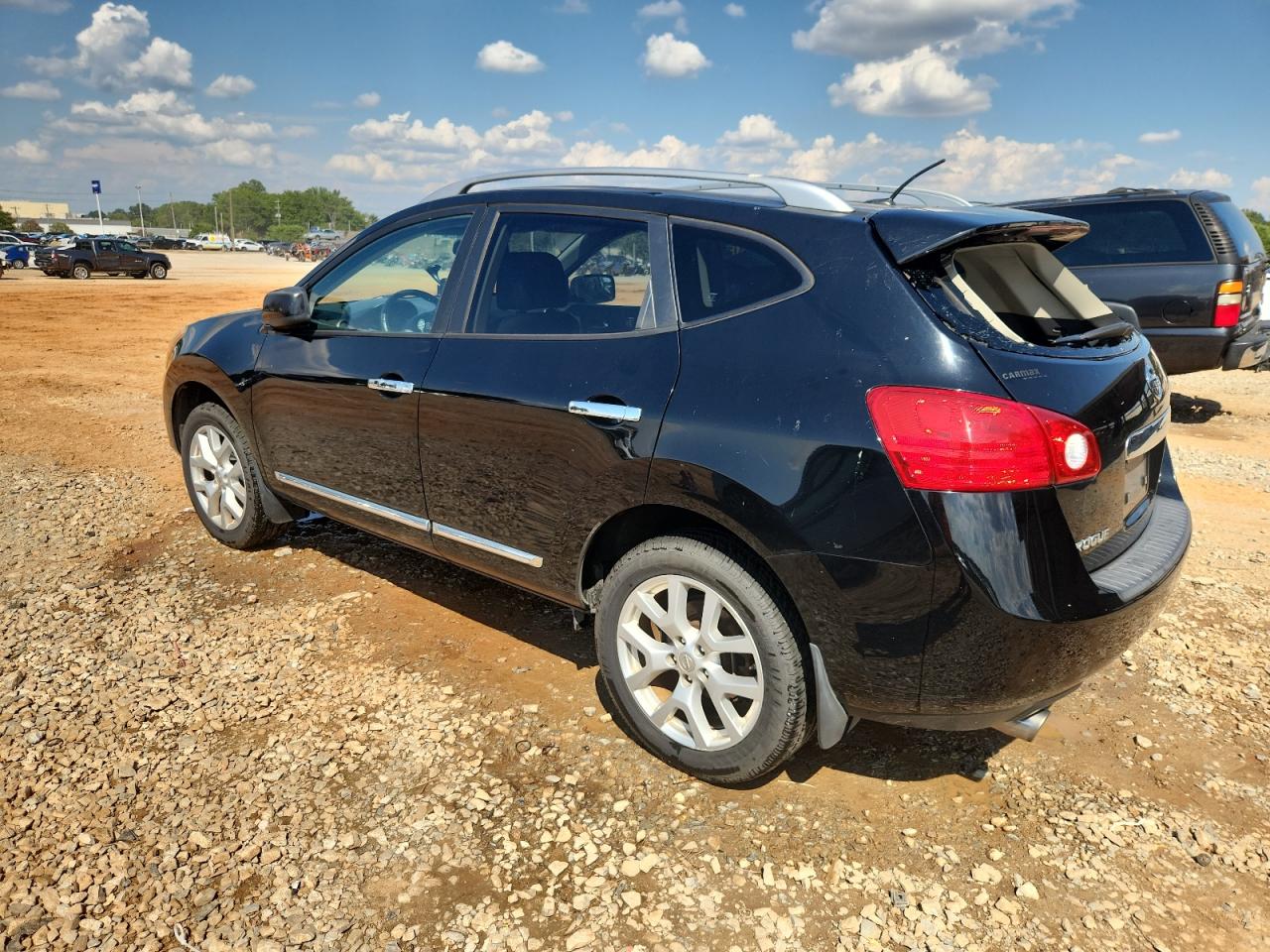 NISSAN ROGUE S