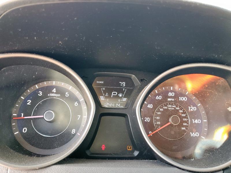 2015 HYUNDAI ELANTRA SE 5NPDH4AE2FH614166