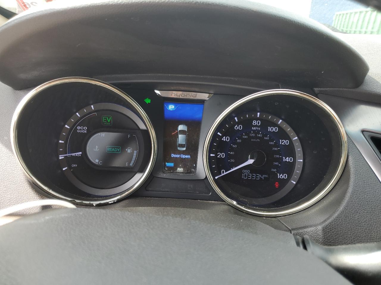 HYUNDAI SONATA HYBRID