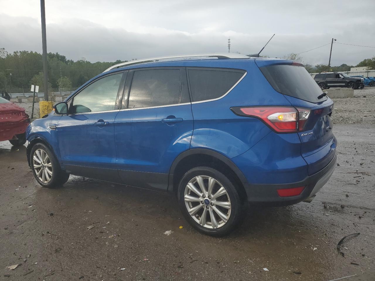 FORD ESCAPE TITANIUM