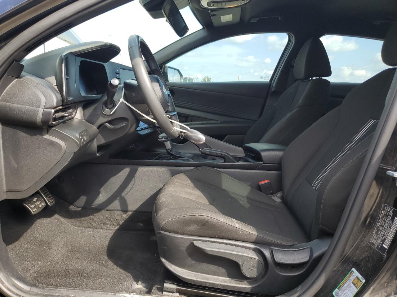 HYUNDAI ELANTRA SEL SPORT