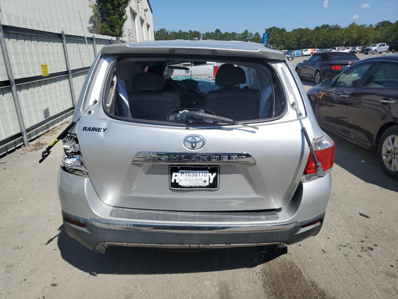 TOYOTA HIGHLANDER BASE