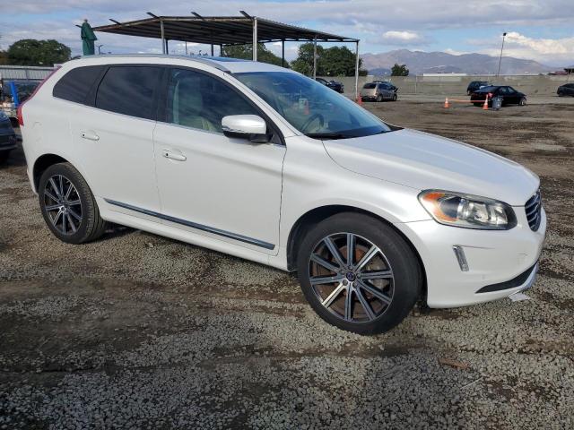2015 VOLVO XC60 T5 PR YV440MDK8F2637667