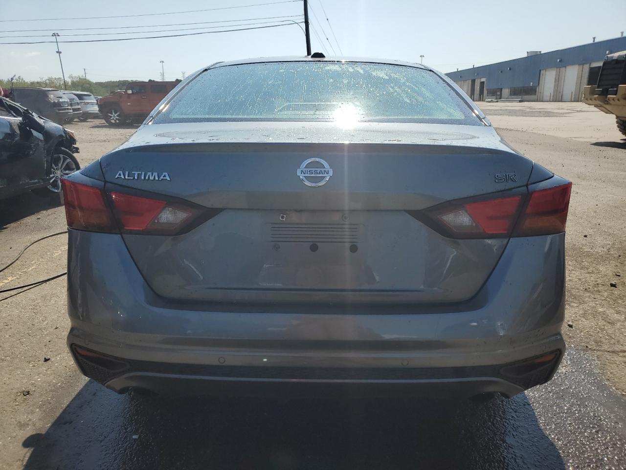 NISSAN ALTIMA SR