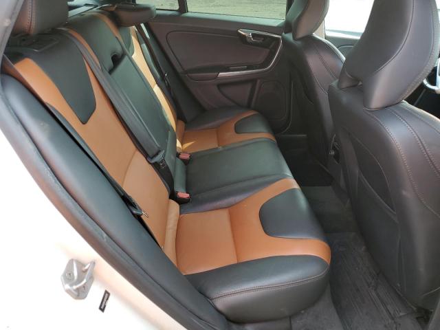 2016 VOLVO V60 CROSS YV4612HKXG1008391