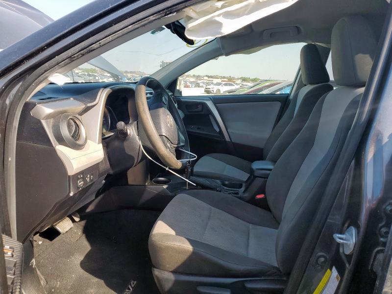 2015 TOYOTA RAV4 LE JTMZFREV0FD063017