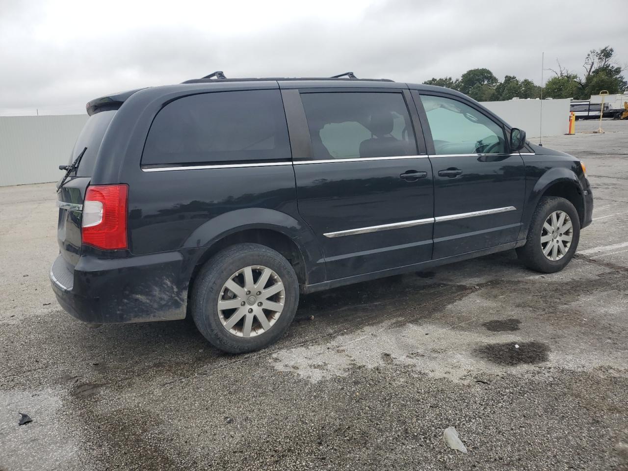 CHRYSLER TOWN & COUNTRY TOURING