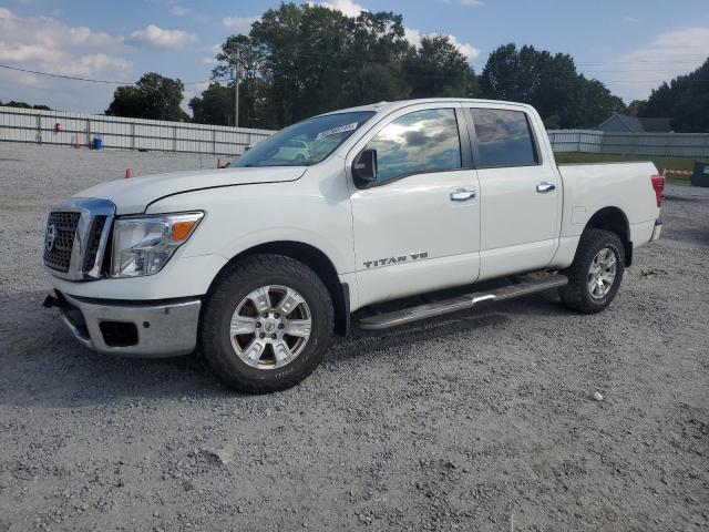 NISSAN TITAN SV