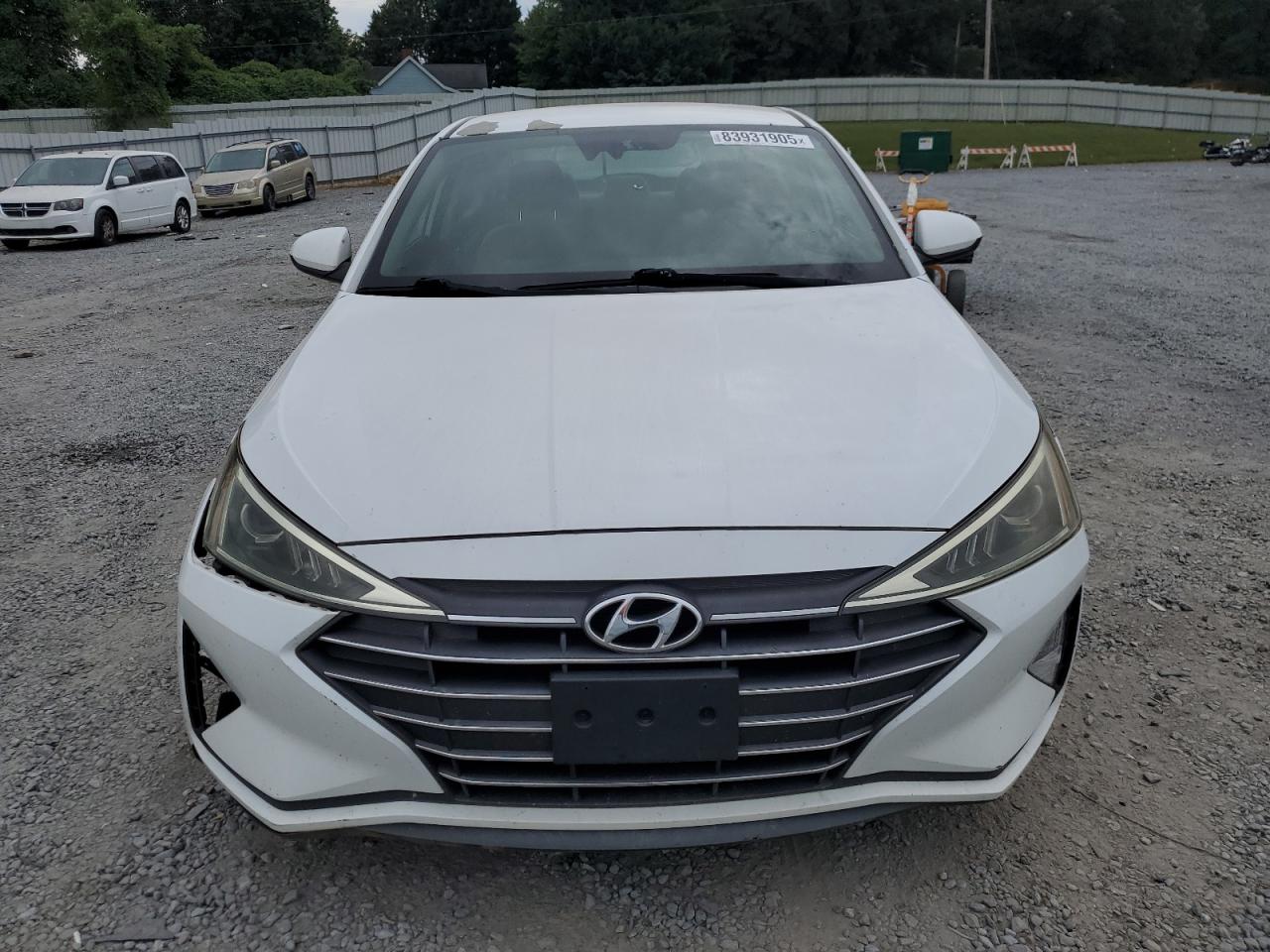 HYUNDAI ELANTRA SEL