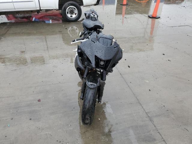 2025 YAMAHA YZFR7 - JYARM38E6SA020212