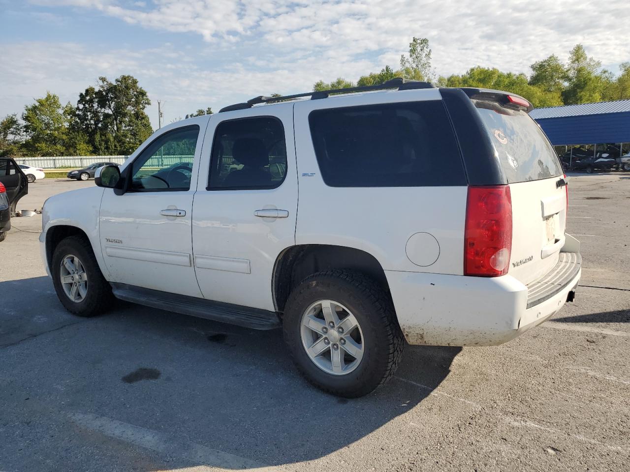 GMC YUKON SLT