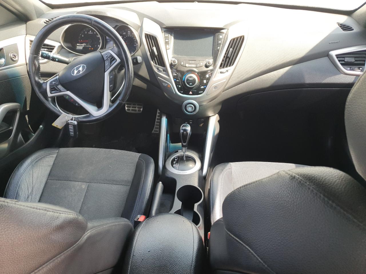 Lot #3231515194 2016 HYUN VELOSTER