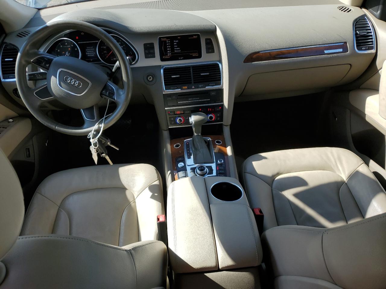 AUDI Q7 PREMIUM PLUS