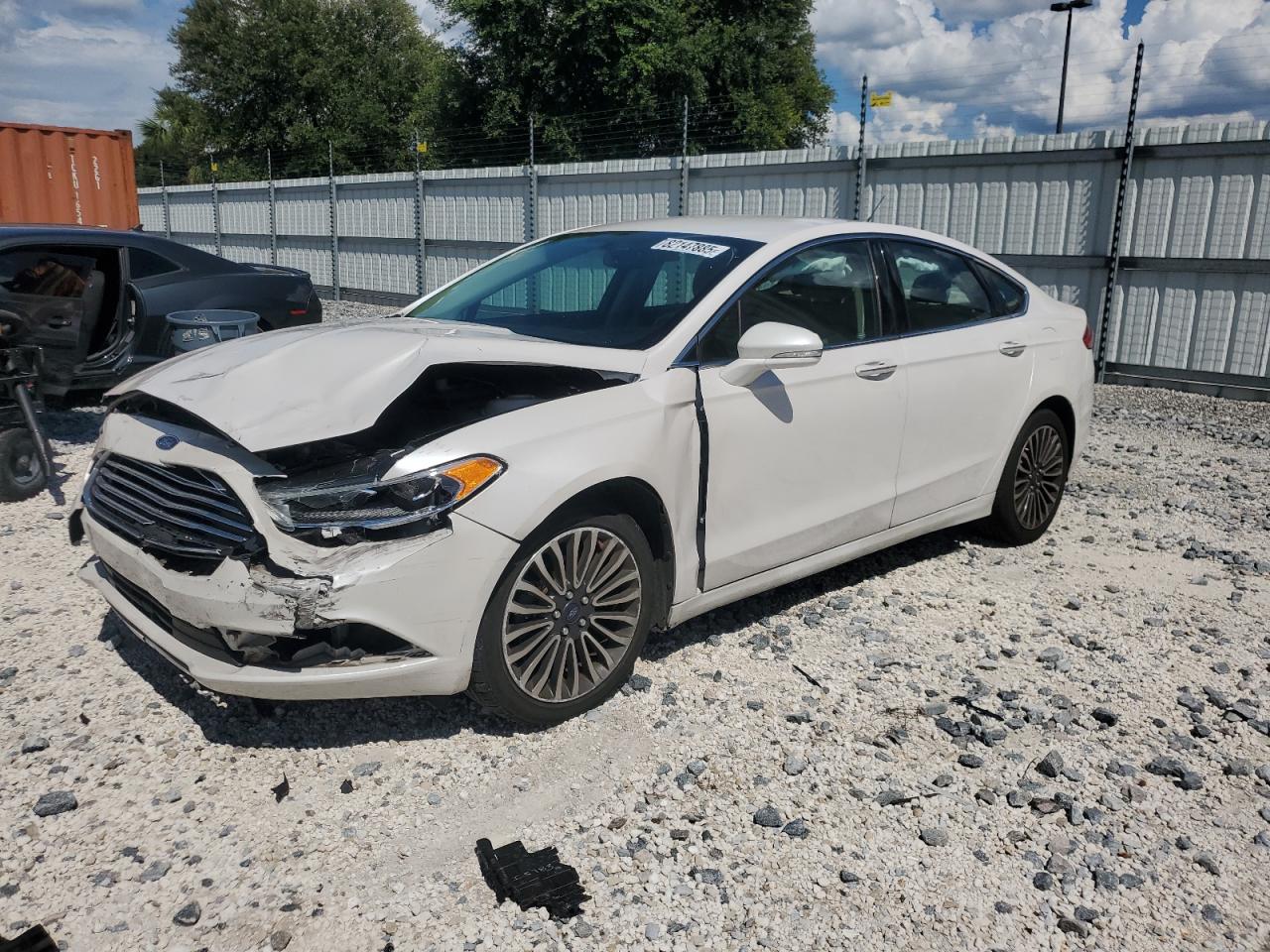 FORD FUSION SE