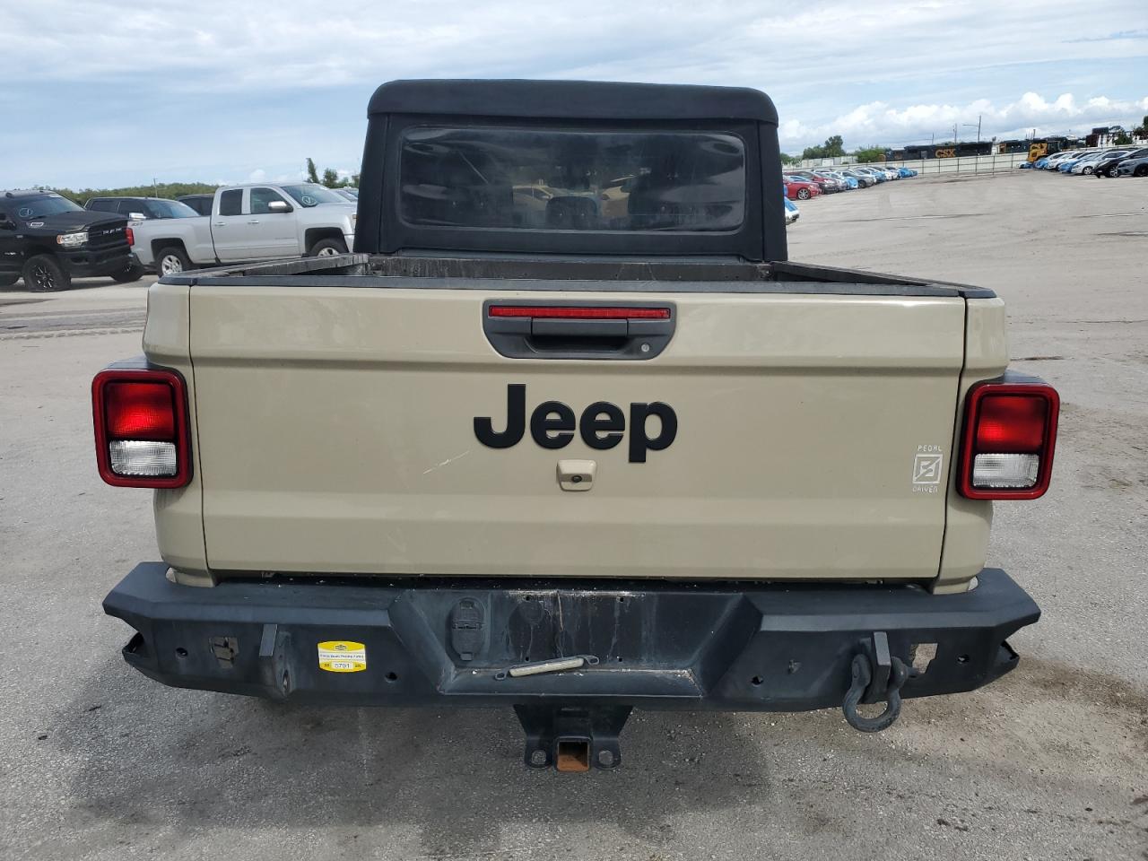 JEEP GLADIATOR SPORT