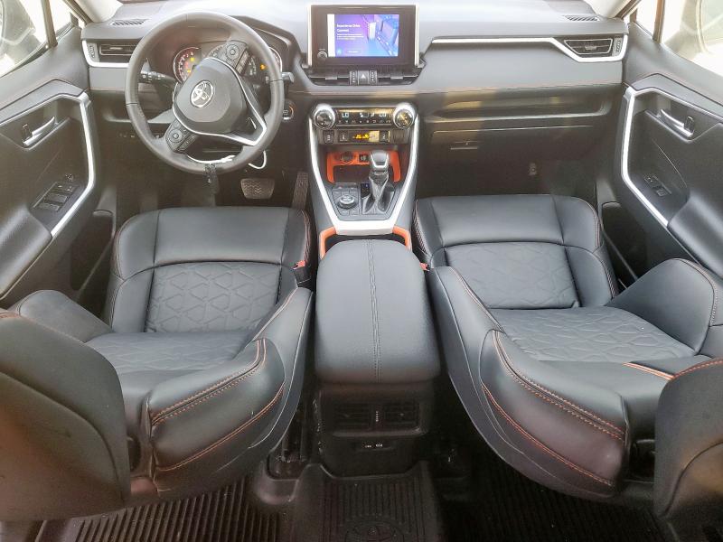 2024 TOYOTA RAV4 ADVEN 2T3J1RFV3RW417789