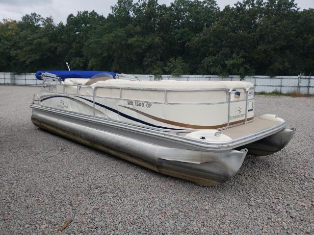 Global Auto Auctions: 2003 BENNINGTON MARINE PONTOON