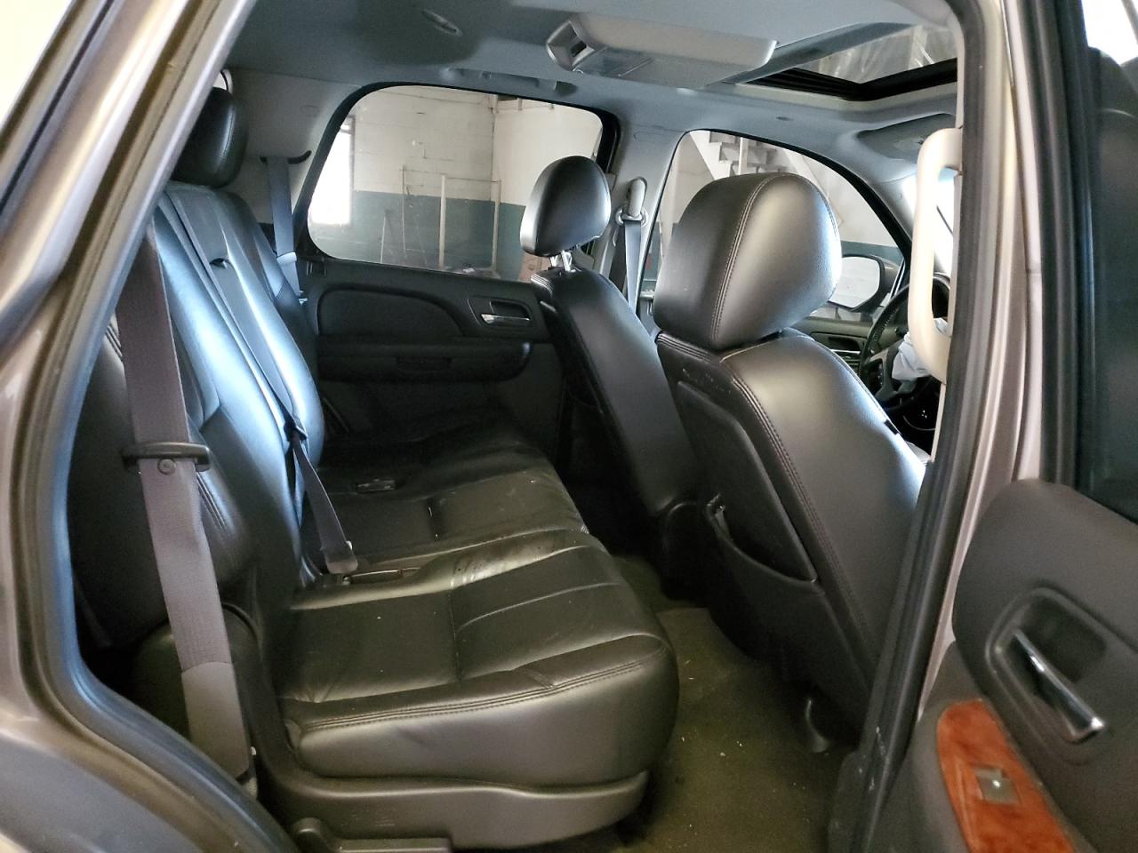 CHEVROLET TAHOE K1500 LT