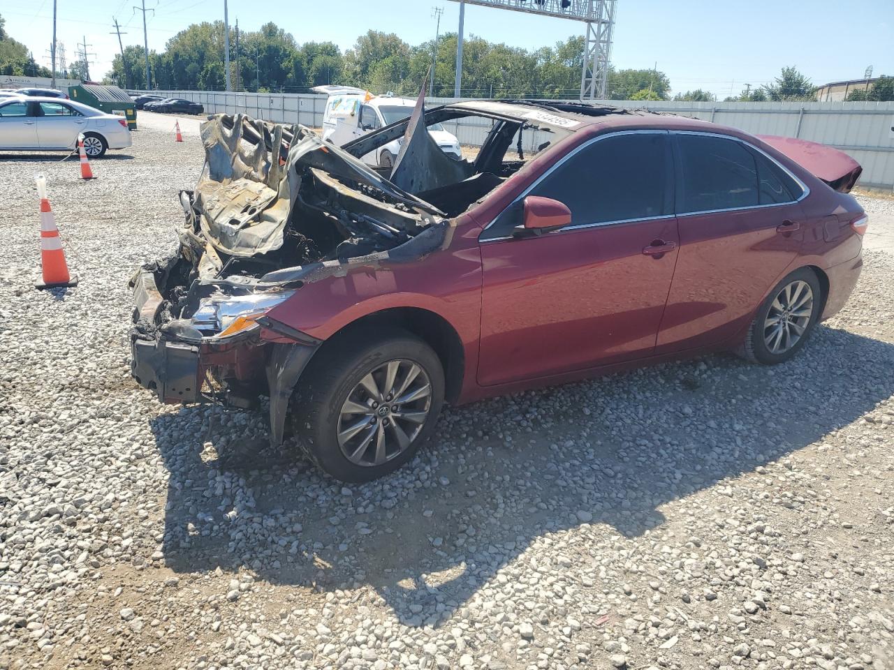 TOYOTA CAMRY LE