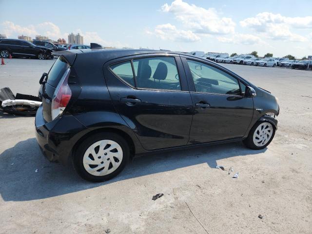 2016 TOYOTA PRIUS C JTDKDTB32G1116052