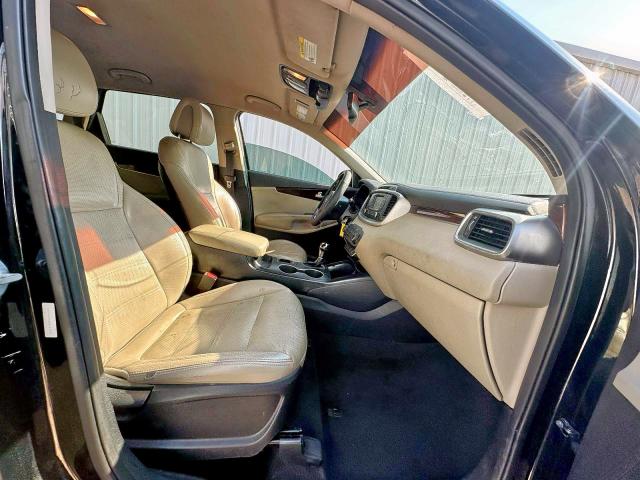 2016 KIA SORENTO LX 5XYPG4A56GG183372