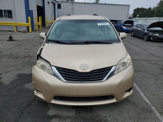 2011 TOYOTA SIENNA LE - 5TDKK3DC1BS070082