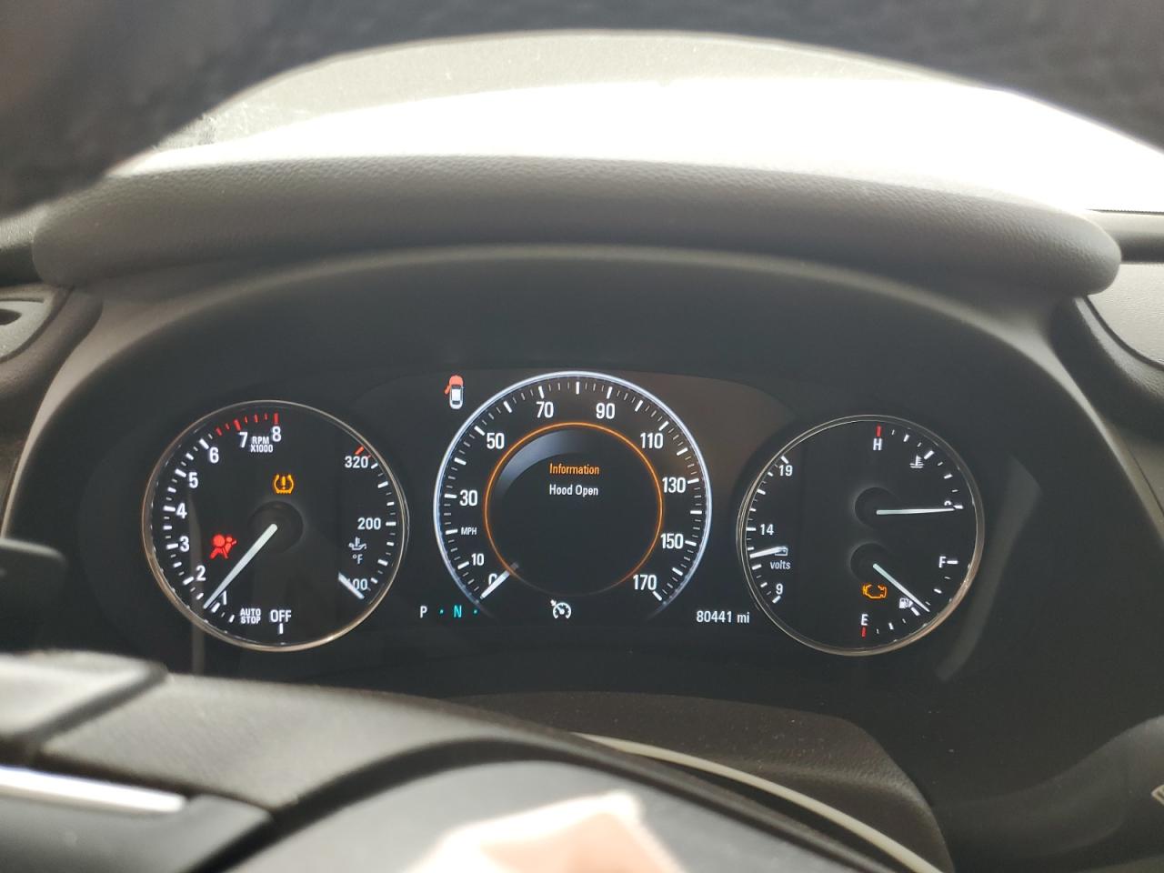 BUICK LACROSSE ESSENCE