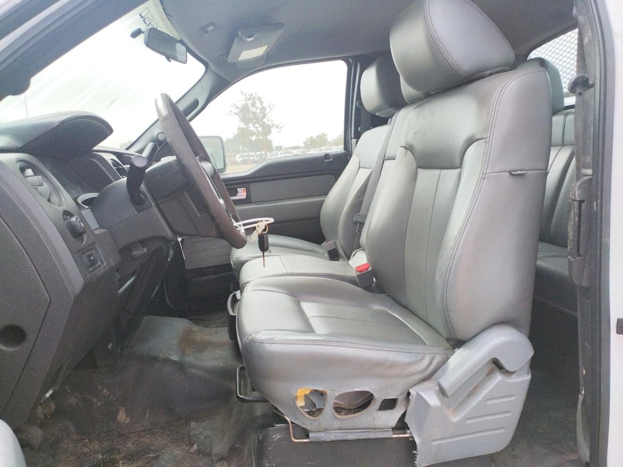 FORD F-150 SUPER CAB