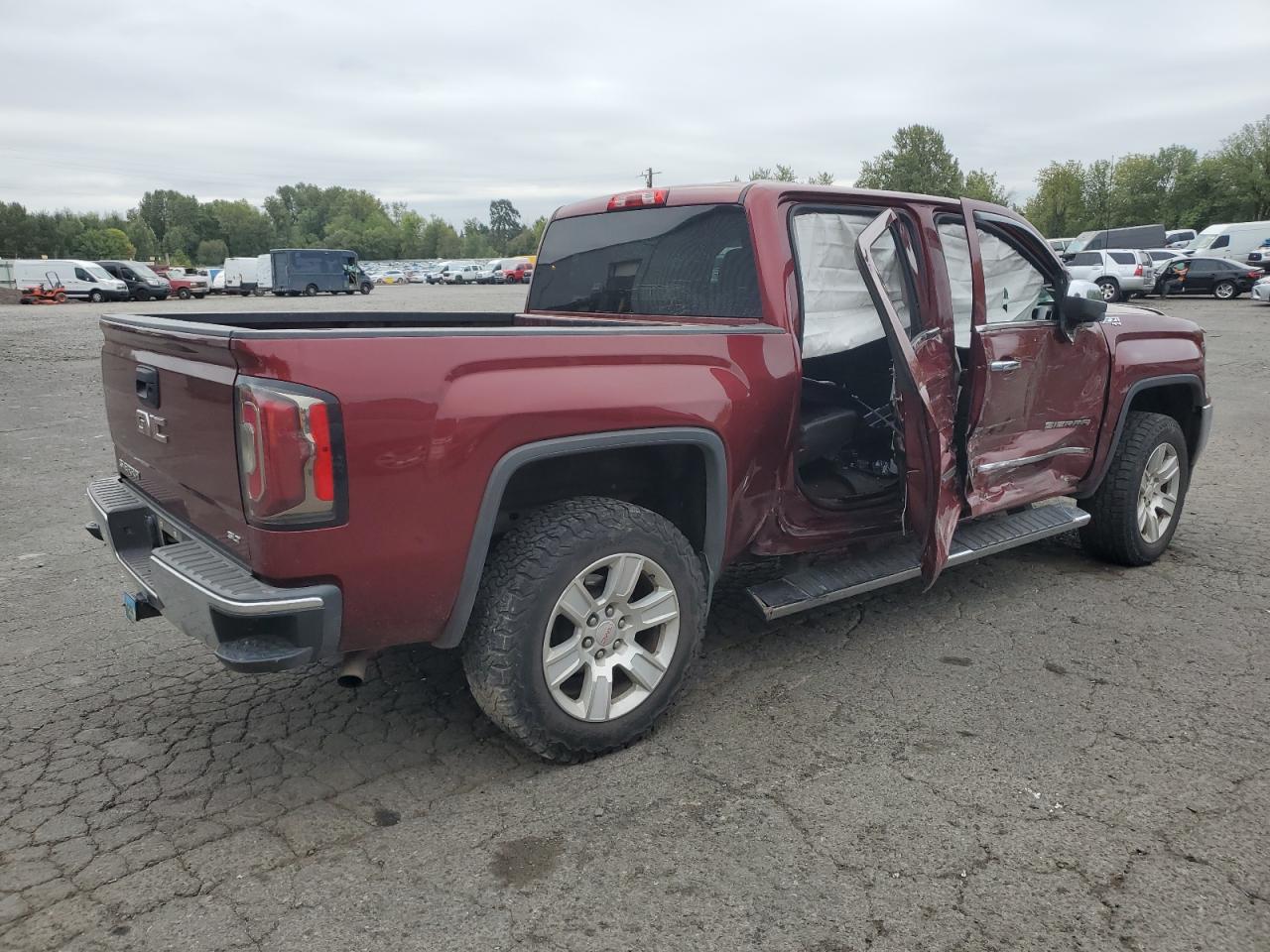 GMC SIERRA K1500 SLT
