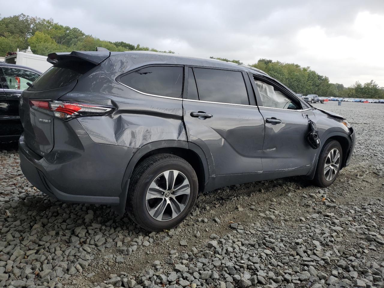 TOYOTA HIGHLANDER HYBRID XLE