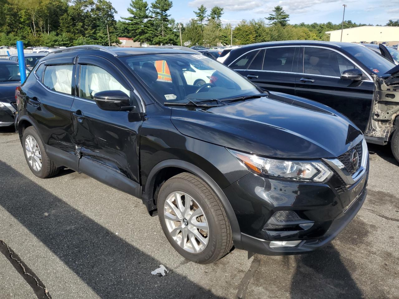 NISSAN ROGUE SPORT SV