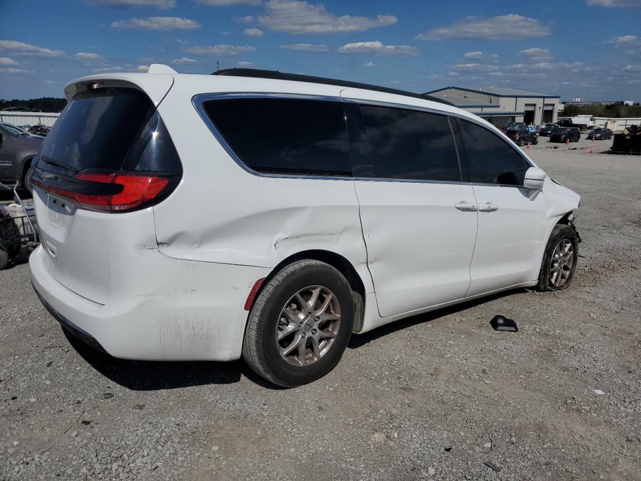 CHRYSLER PACIFICA TOURING L