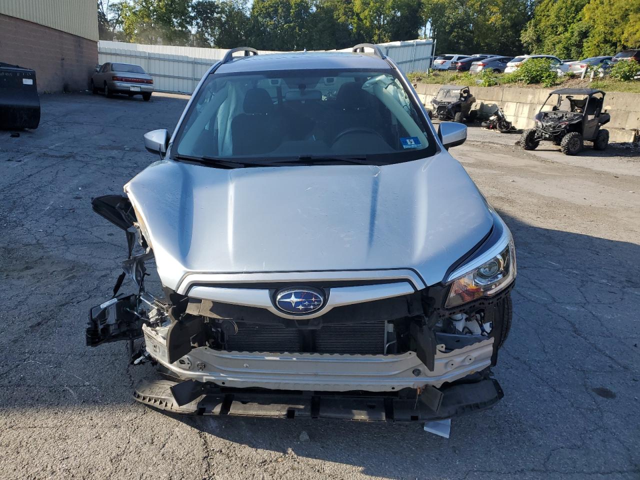 SUBARU FORESTER PREMIUM