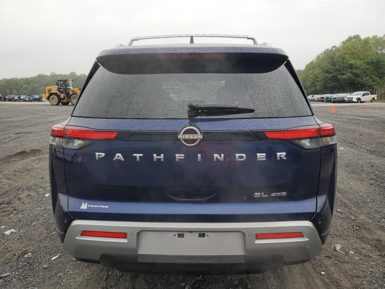 NISSAN PATHFINDER SL