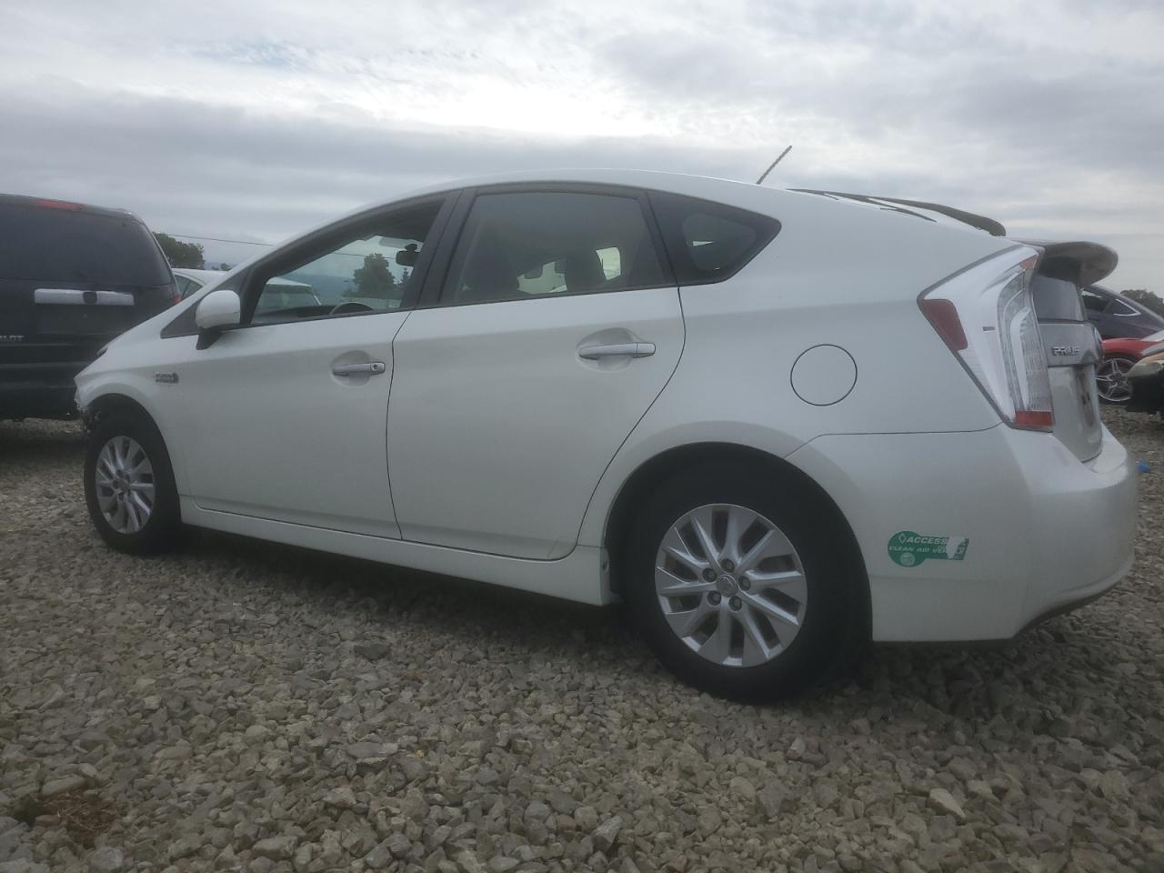 TOYOTA PRIUS PLUG-IN