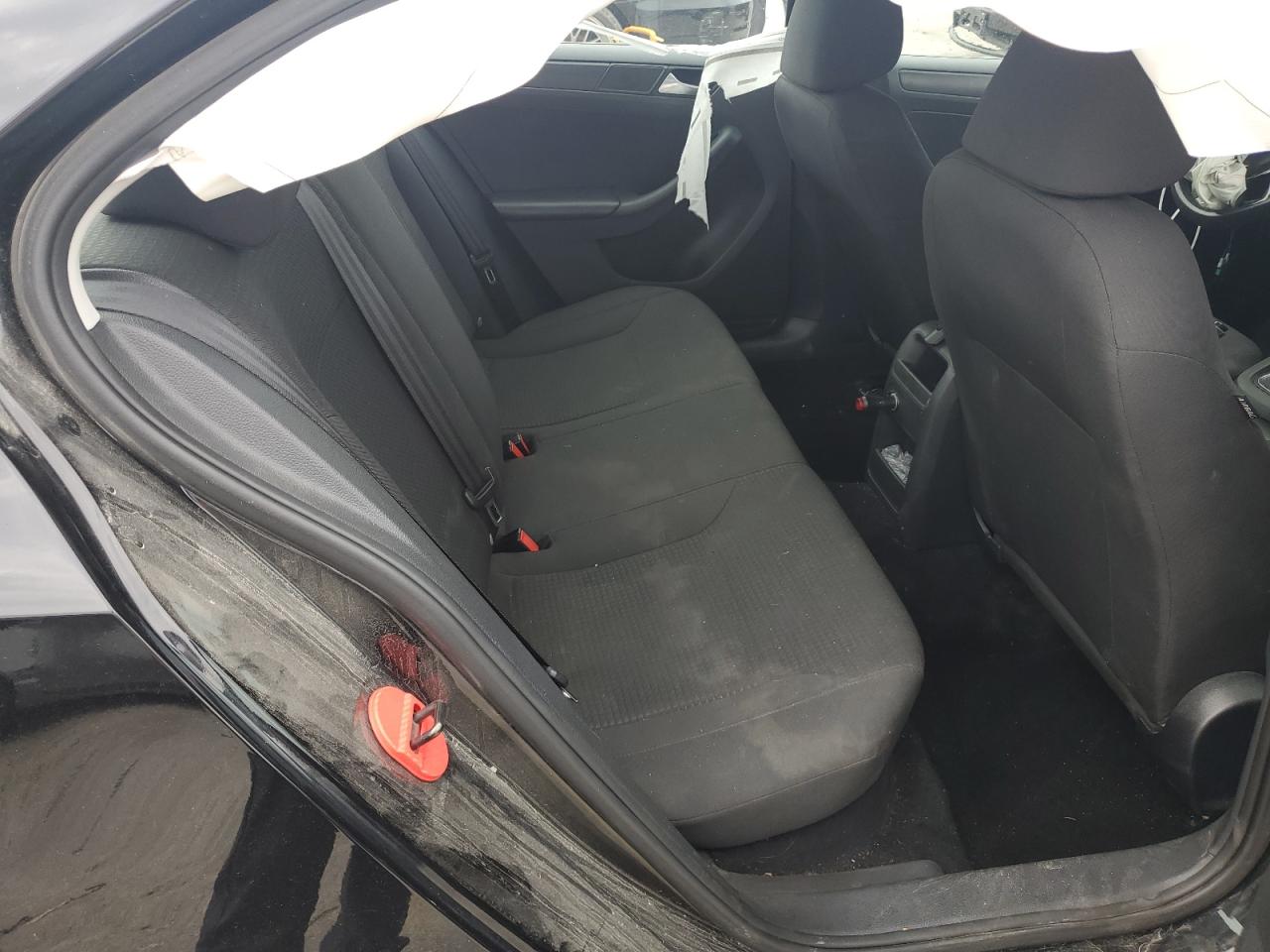 VOLKSWAGEN JETTA BASE