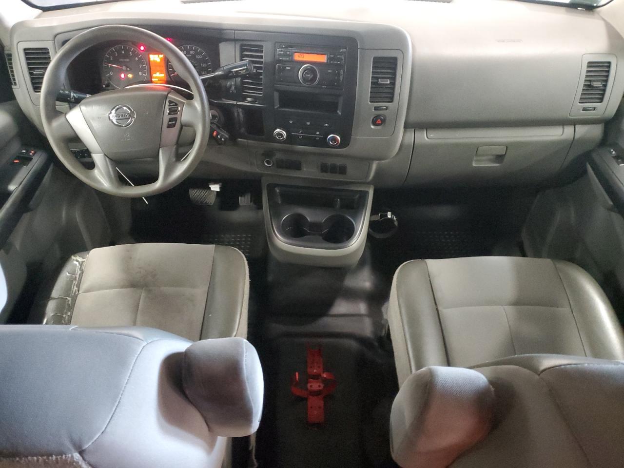 NISSAN NV3500 3500 S