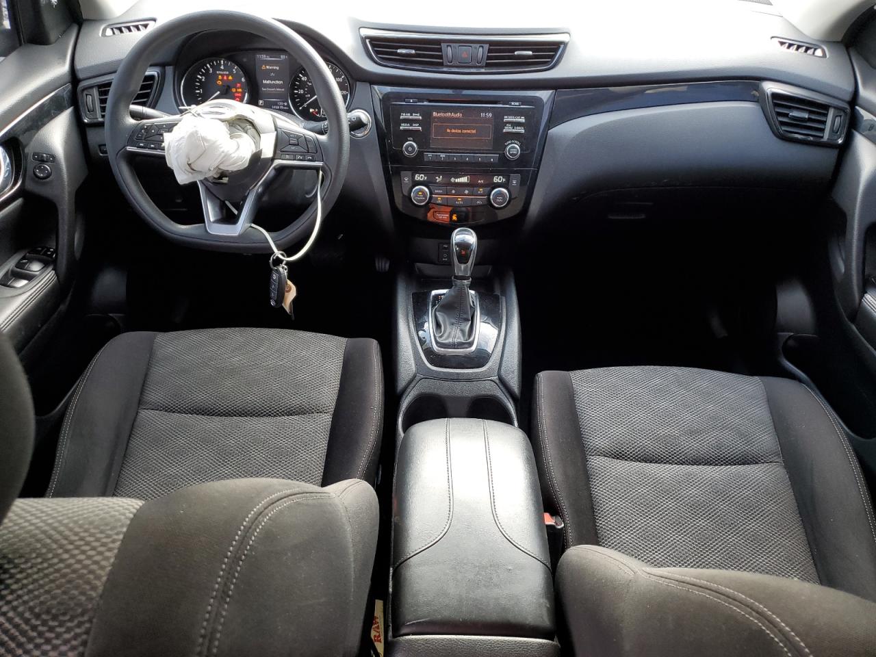 NISSAN ROGUE SPORT S