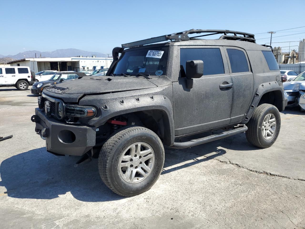  Salvage Toyota FJ Cruiser