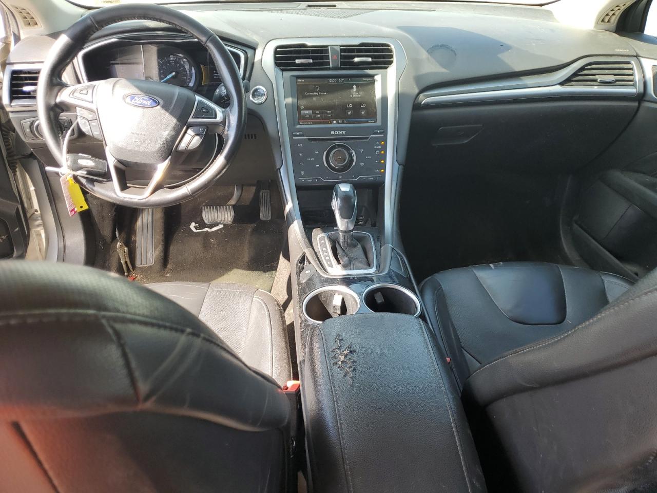 FORD FUSION TITANIUM HEV