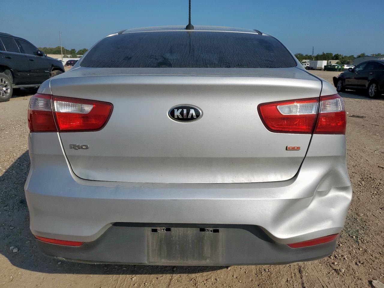 KIA RIO LX