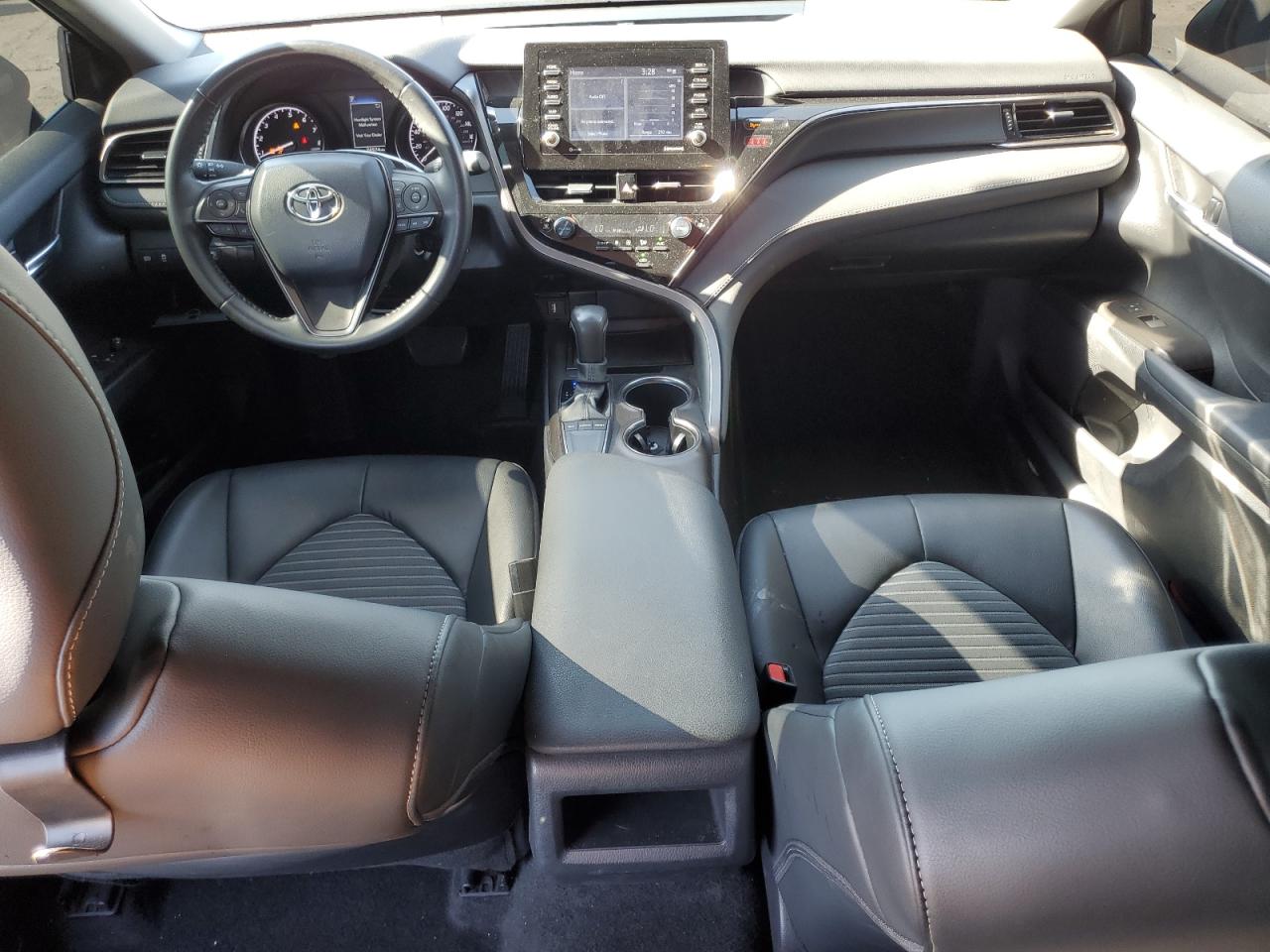 TOYOTA CAMRY SE NIGHT SHADE