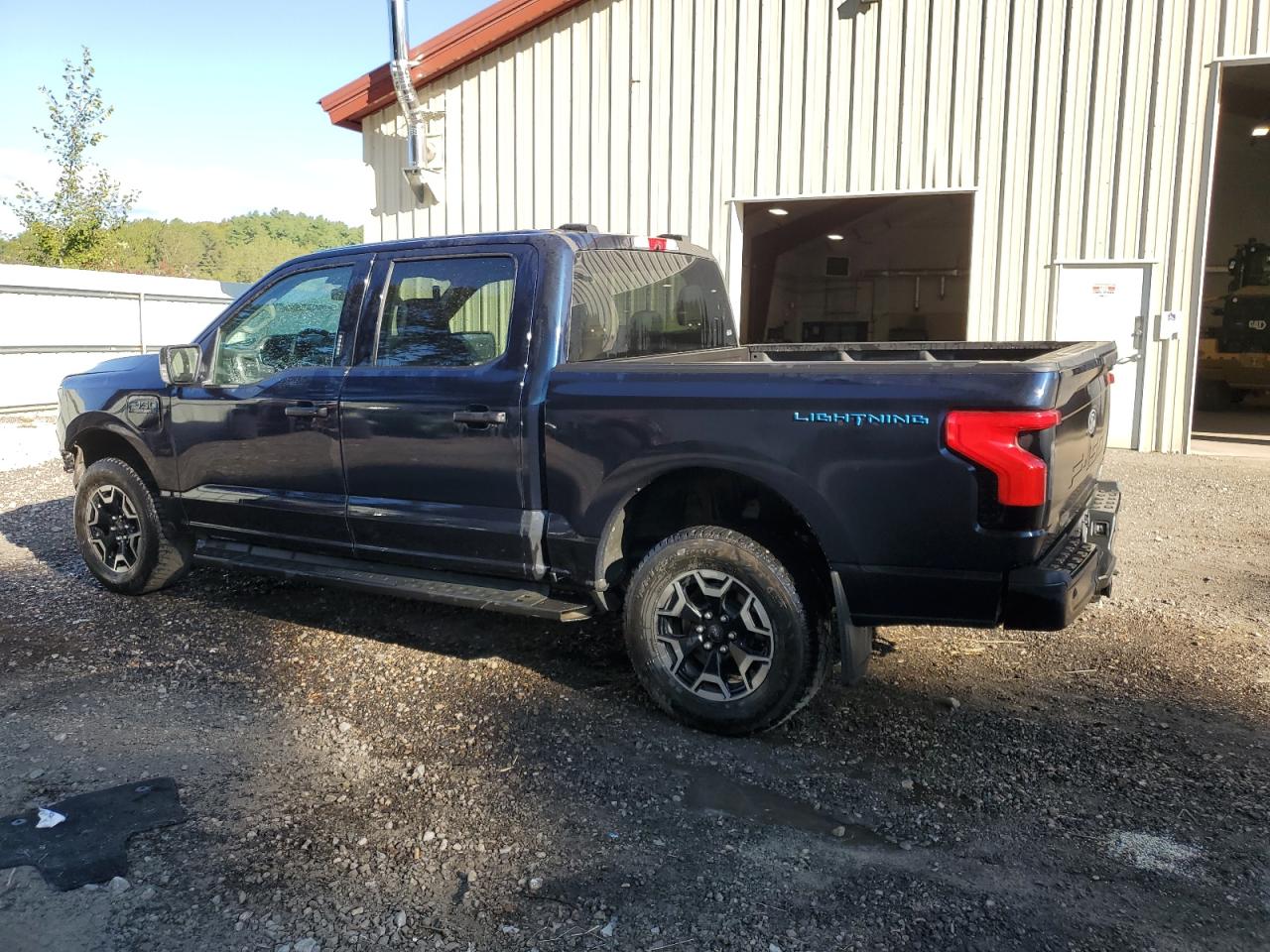 FORD F-150 LIGHTNING XLT