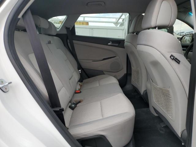 2017 HYUNDAI TUCSON SE KM8J23A43HU430655
