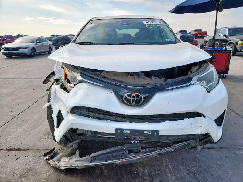 2018 TOYOTA RAV4 LE JTMZFREV4JJ734974