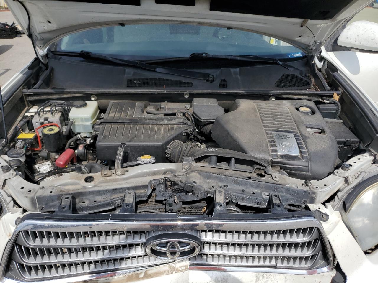 TOYOTA HIGHLANDER HYBRID