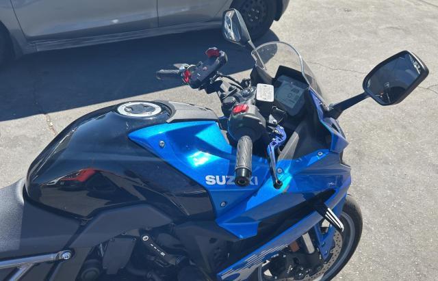 2024 SUZUKI GSX800 F JS1EM13B3R7103151